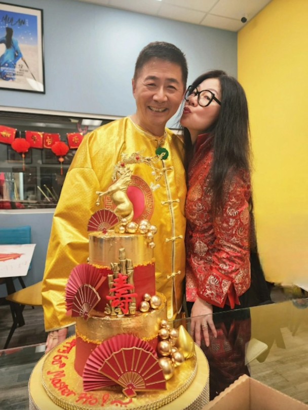 65歲性感女神符鈺晶移居美國近照曝光　曾遭前夫背叛、離婚後重啟人生
