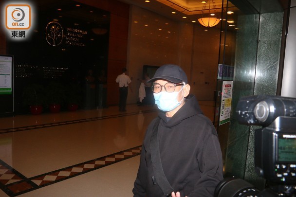影壇傳奇施南生病況惹關注　張艾嘉兩度現身醫院　徐克回應：尊重施小姐
